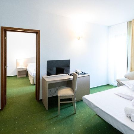 Complex Bran Brad Bega Hotel Eforie Nord Exterior foto