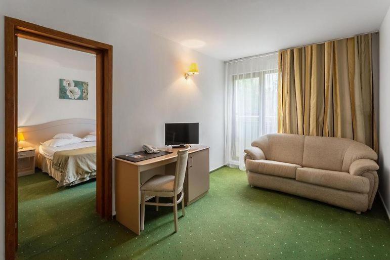 Complex Bran Brad Bega Hotel Eforie Nord Exterior foto