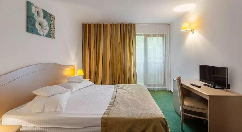 Complex Bran Brad Bega Hotel Eforie Nord Exterior foto