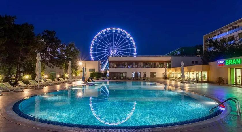 Complex Bran Brad Bega Hotel Eforie Nord Exterior foto
