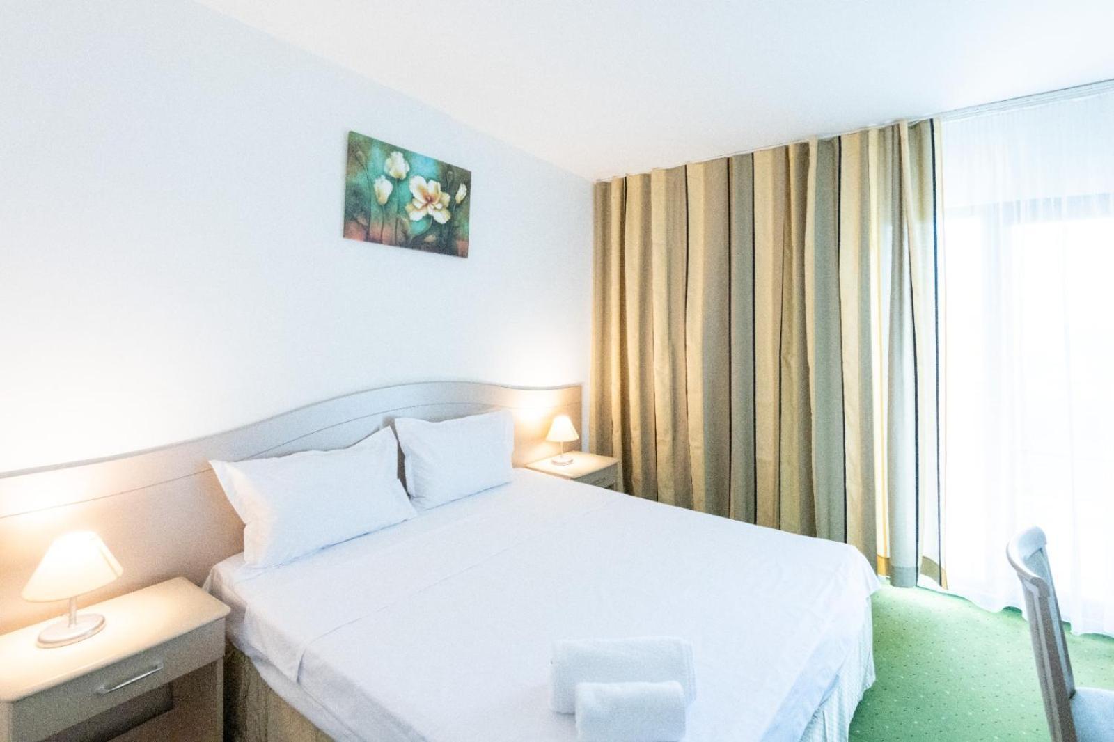 Complex Bran Brad Bega Hotel Eforie Nord Exterior foto