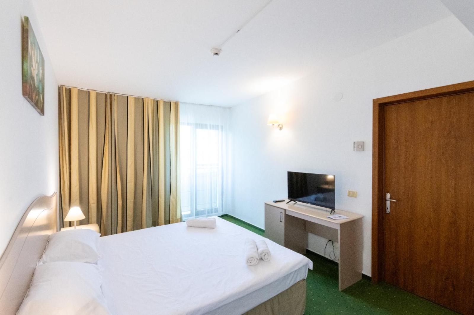 Complex Bran Brad Bega Hotel Eforie Nord Exterior foto