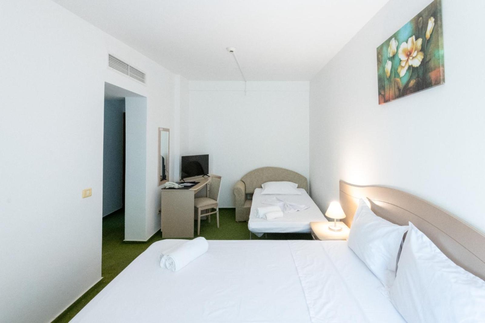 Complex Bran Brad Bega Hotel Eforie Nord Exterior foto